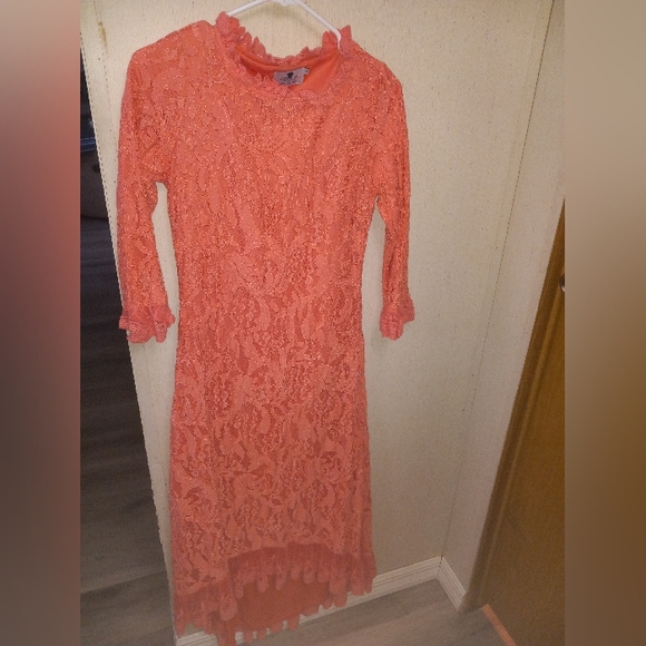 Dainty Jewels size small maxi dress - Picture 1 of 3